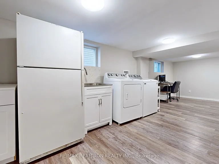 14 Myrtle Ave — Photo 27