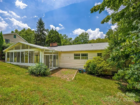 309 Country Club Rd, Asheville, NC 28804