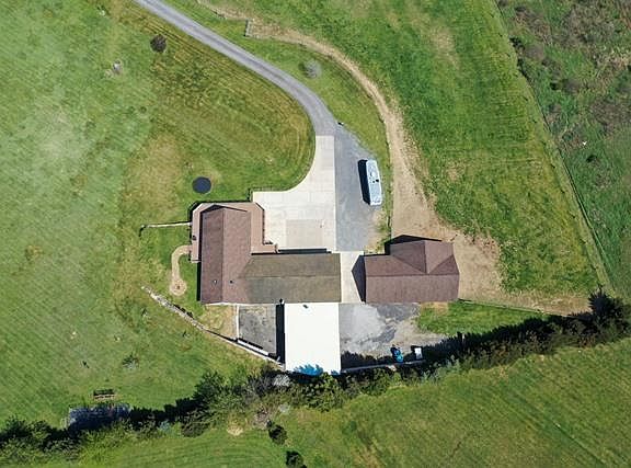 5th image of 3717 Shawville Hwy