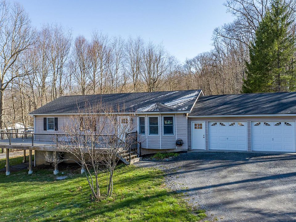 2nd image of 6061 Sang Run Rd