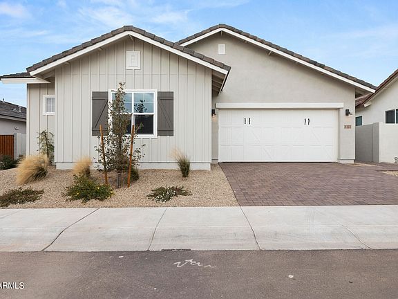 3rd image of 4222 E HUNTER Court