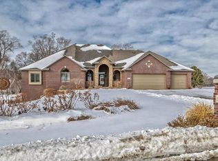 15226 Bloomfield Ln, Council Bluffs, IA 51503