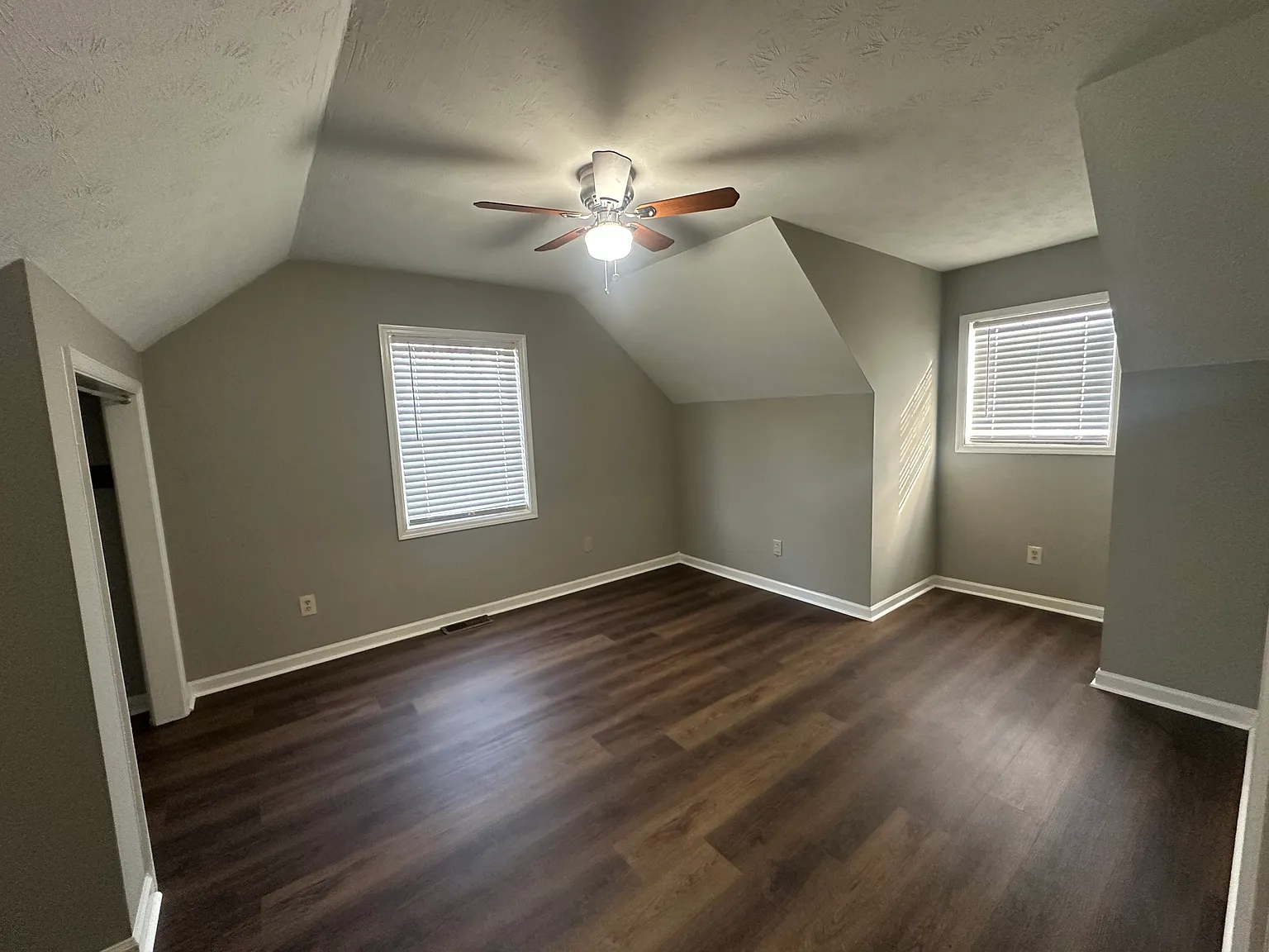1 bed, 2246 sqft, $650 — Photo 2