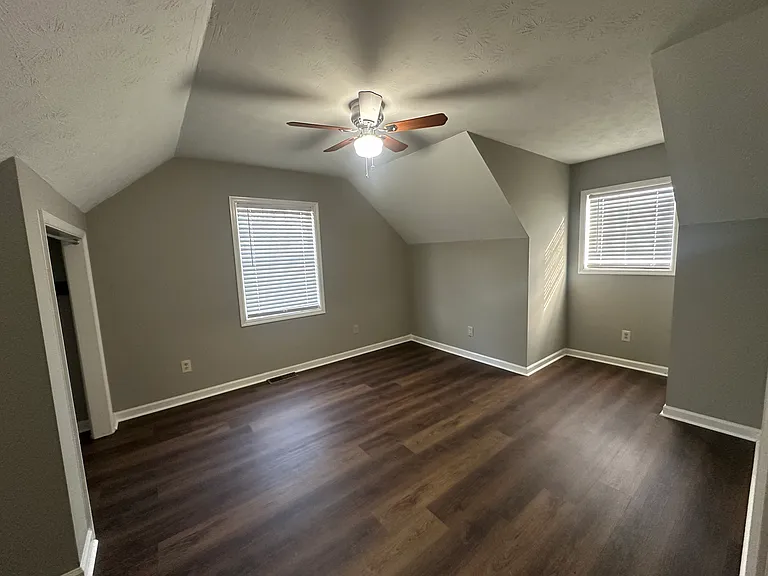 847 Cheyenne Ave #3 — Photo 3