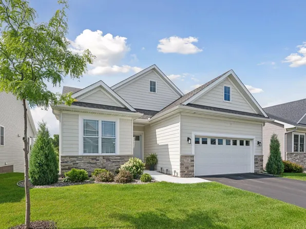 745 Crossroads Ct, Chanhassen, MN 55317