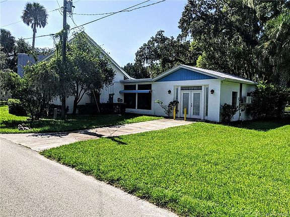 2nd image of 10990 W Seminole Pl