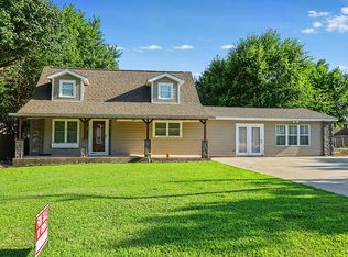 104 E Oak, Tuttle, OK 73089