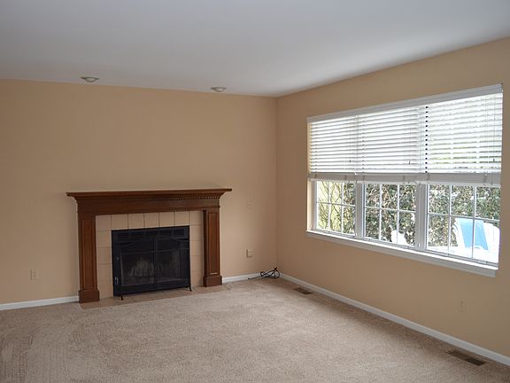 5th image of 5273 Crossbridge Dr