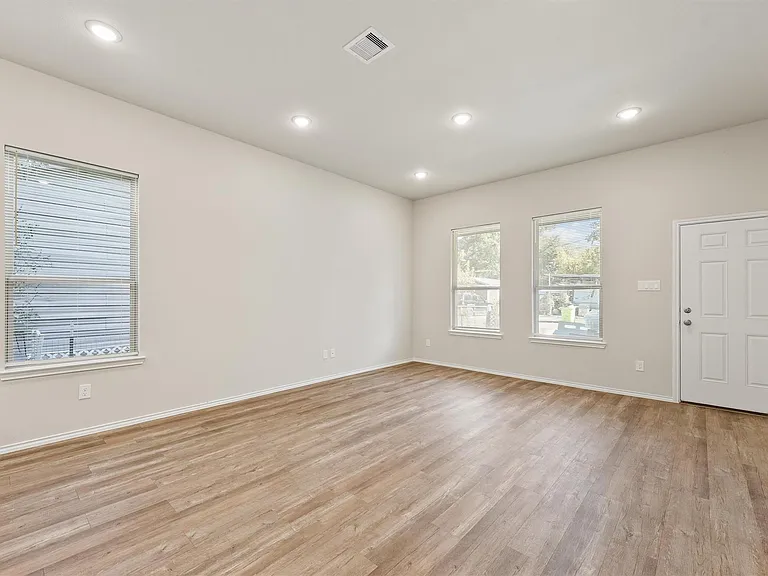 10178 Barberry St — Photo 7