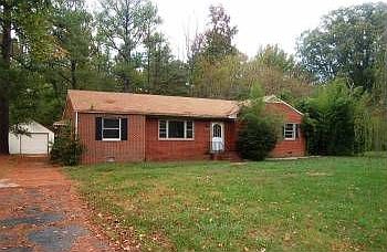 1st image of 410 S Kalmia Ave