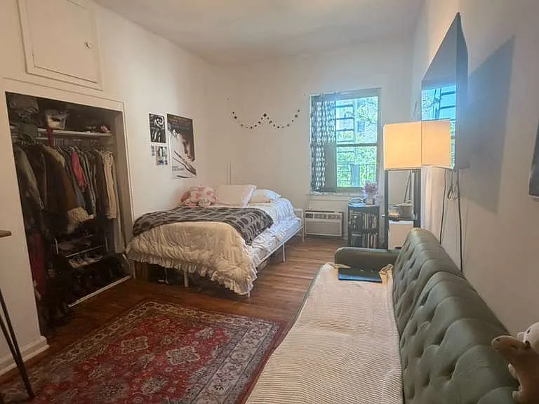324 E 14th St #5-B — Photo 2