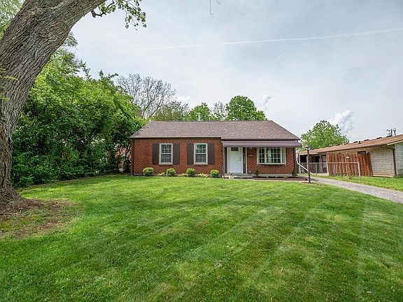 2nd image of 2203 Chyleen Dr