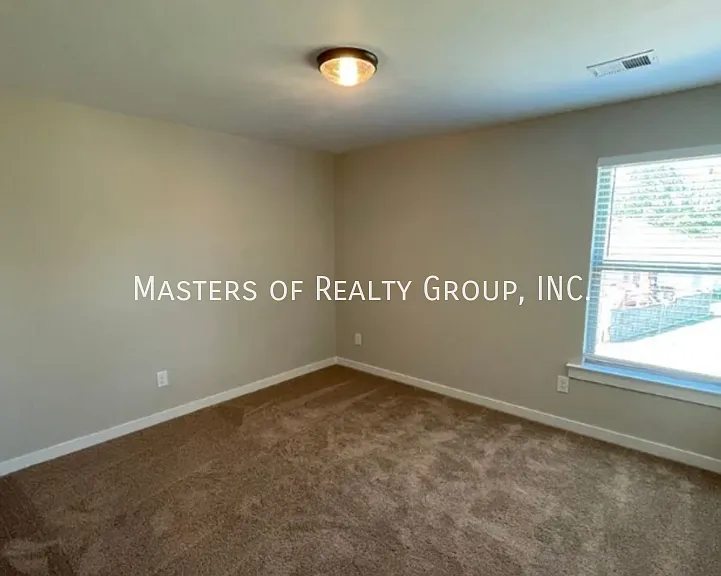 100 Cole Ln — Photo 27