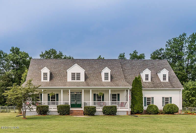 1st image of 15187 Rue Belle Ln