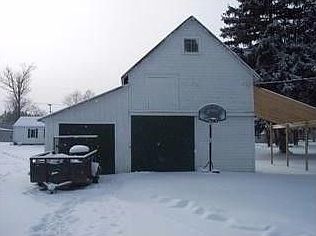 2nd image of 53 Hughes St W
