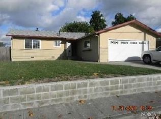 7496 Santa Barbara Dr, Rohnert Park, CA 94928
