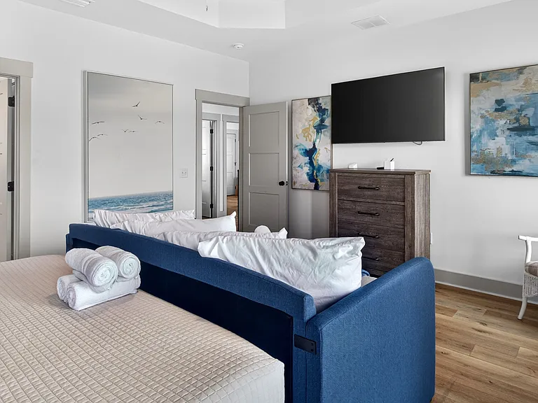 22520 Lakeview Dr — Photo 14