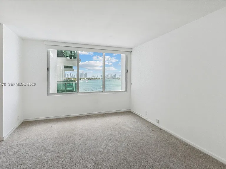 1000 West Ave #821 — Photo 8
