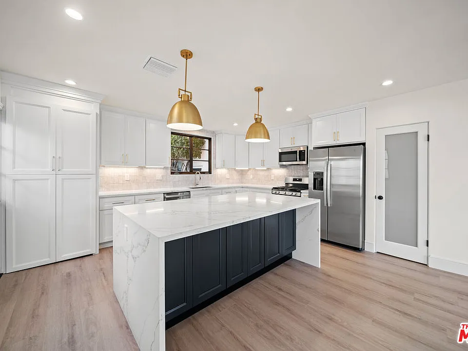 3710 Arbolada Rd