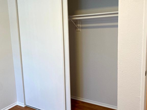 4th image of 5945 Arroyo Dr APT 210