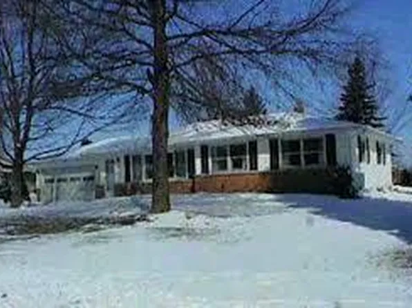 3910 Andora Ave, Kalamazoo, MI 49006