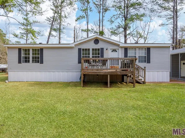 9486 Reine Rd, Saint Amant, LA 70774