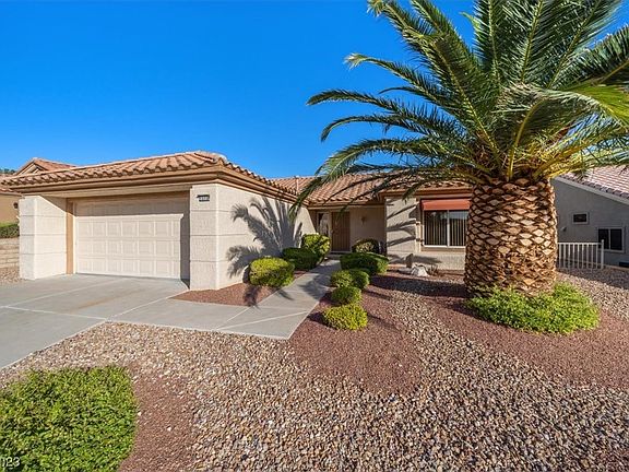 2nd image of 9808 Rosamond Dr