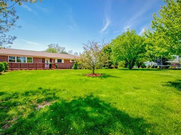 168 Monticello Rd, Weaverville, NC 28787