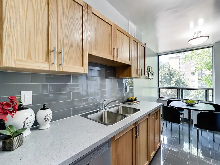 660 Briar Hill Ave #103 — Photo 70