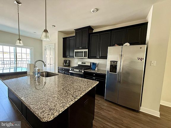 4th image of 7 Union Way