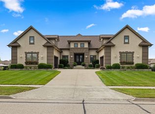 612 Stonegate Ct SW, Altoona, IA 50009