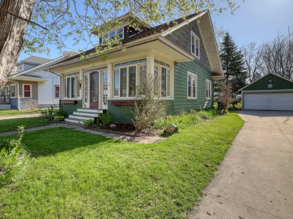 611 North STREET, West Bend, WI 53090