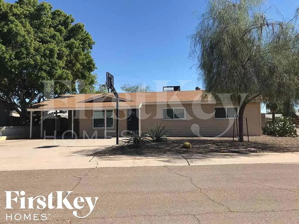5 bed, 3.0 bath, 1665 sqft, $3,005 — Photo 1