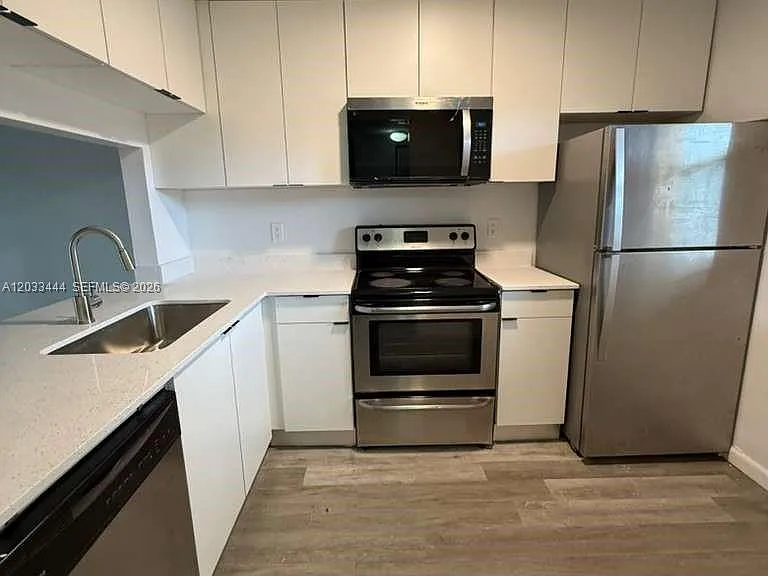 9220 NW 1st St #101 — Photo 6