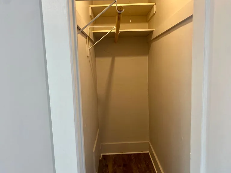 329 Lyon St NE #5 — Photo 9