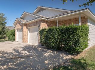 2300 S Bagdad Rd #B, Leander, TX 78641