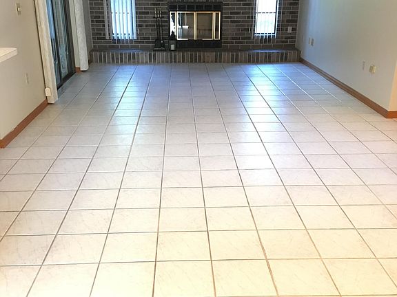 2nd image of 550 Geraldine Dr
