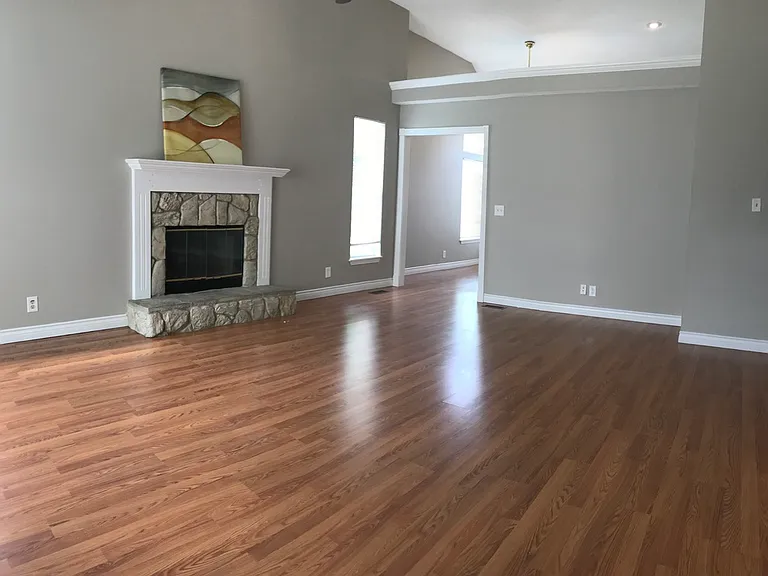 14710 Hardy St — Photo 6