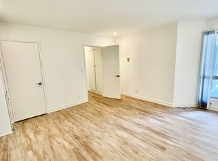 1203 2/2 N Kings Rd #209, West Hollywood, CA 90069