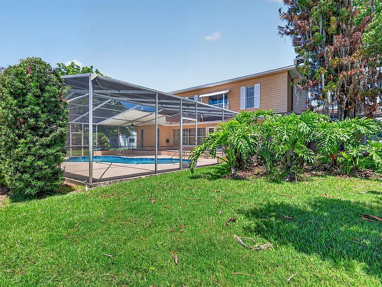 1627 Canal Ct — Photo 36