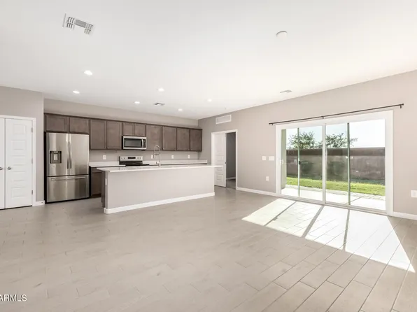 37044 N ALEUTIAN Drive, San Tan Valley, AZ 85143