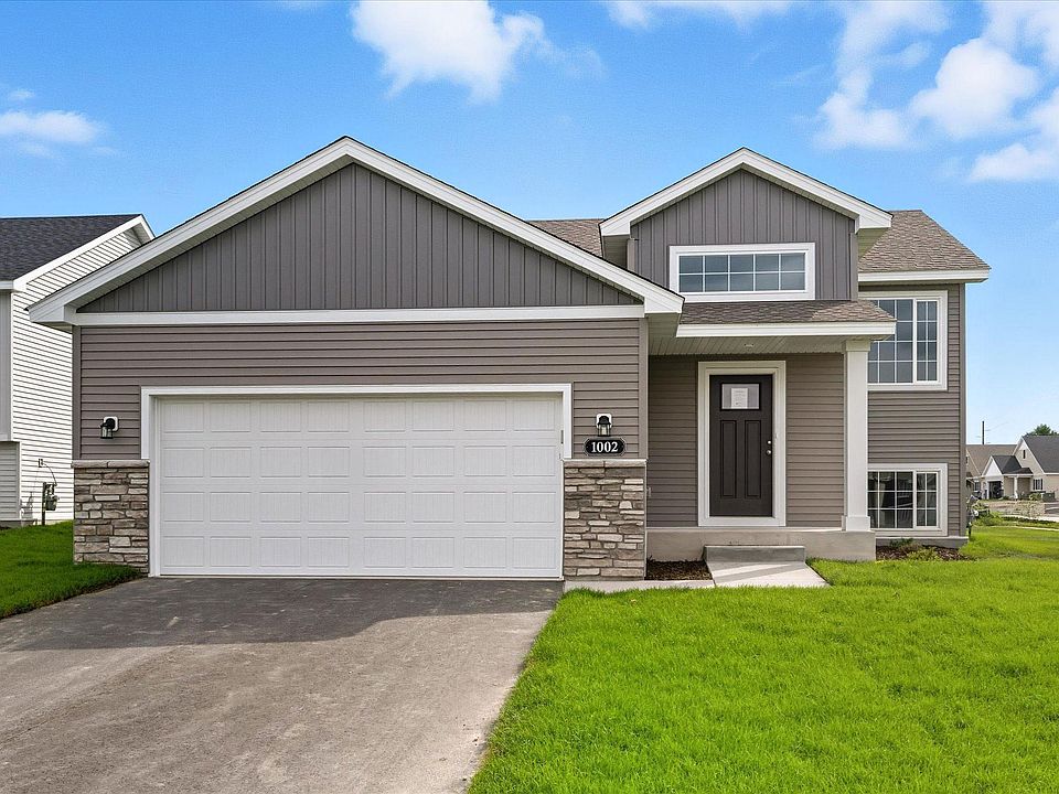 1st image of 1002 Brandenburg Cir