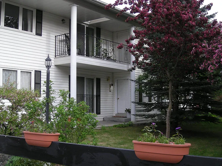700 W 47th Ave #1 — Photo 1