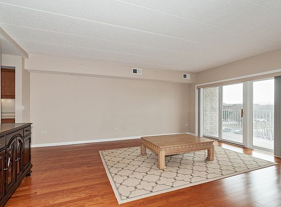 4th image of 2030 Saint Regis Dr APT 411