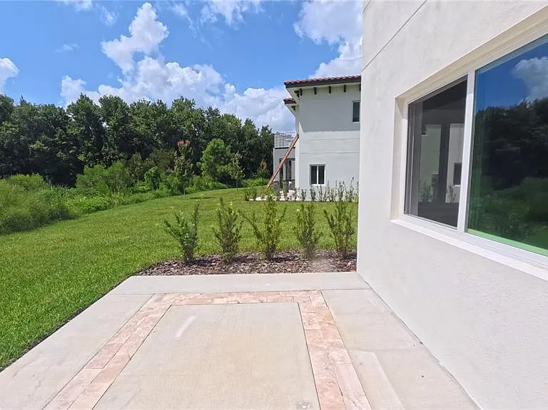 1835 Brentwood Ct — Photo 45