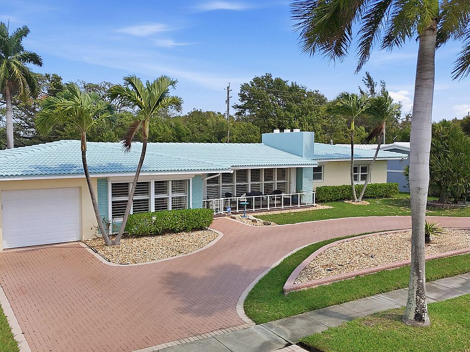 1st image of 707 N Northlake Drive