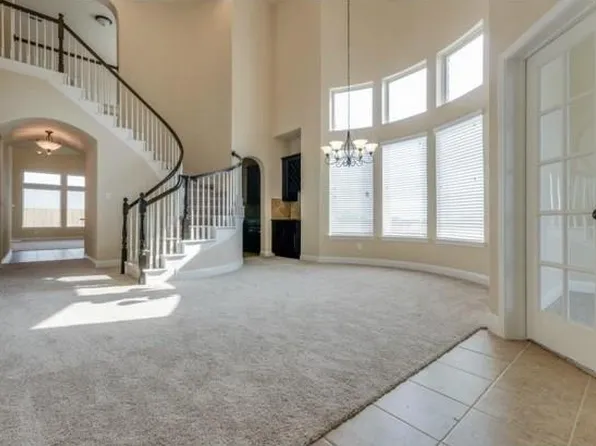 829 Mist Flower Dr, Little Elm, TX 75068