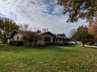 2310 Delange Dr SE, Grand Rapids, MI 49506