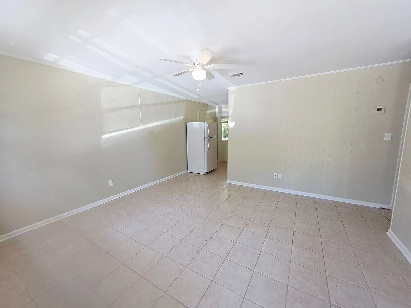 Applegate Apartments — Photo 4