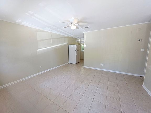4th image of 6630 Applegate St #6632